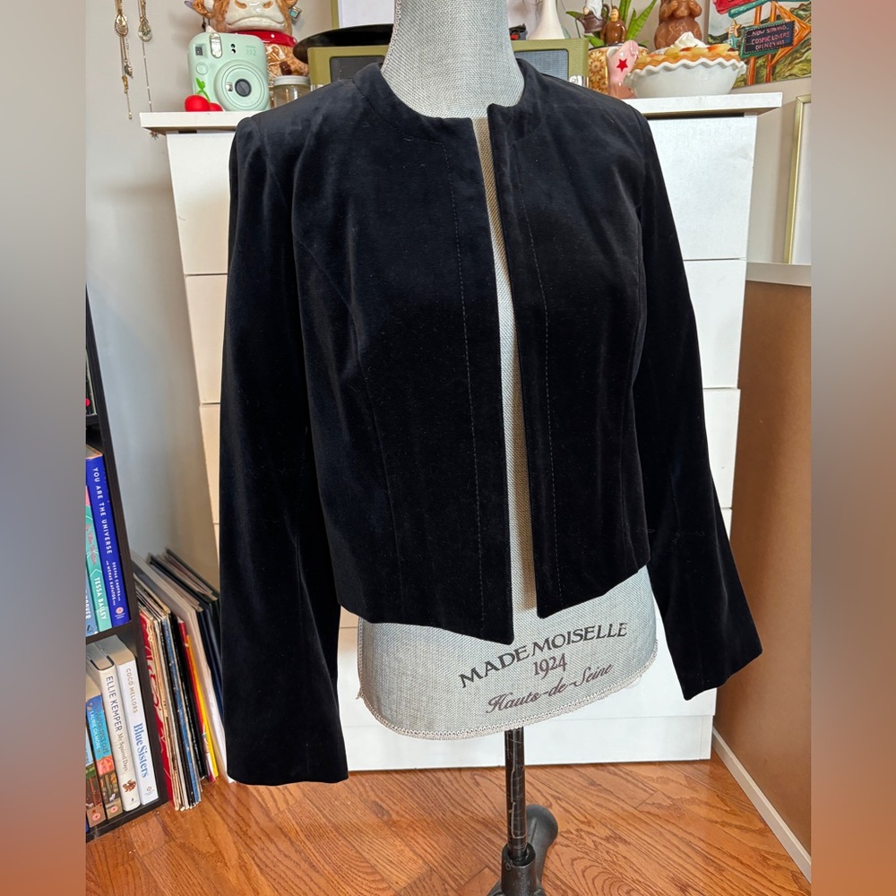Elegant Black Women's Jacket